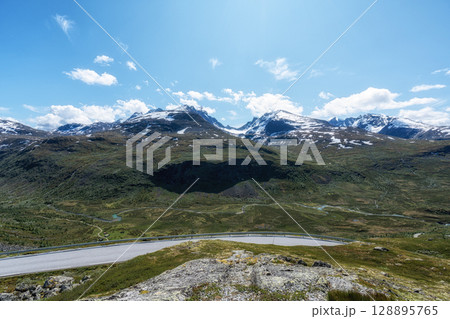 Ovre Oscarshaug Sognefjellet 128895765