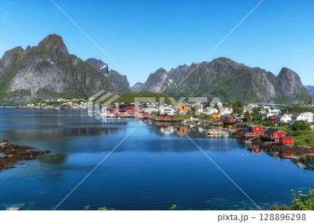 Reine Fishing Village in Lofoten Reine Fishing Village in Lofoten 128896298