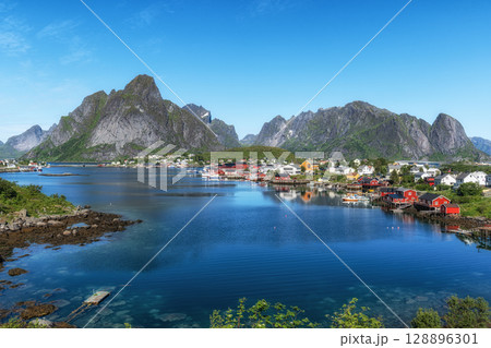 Reine Fishing Village in Lofoten 128896301