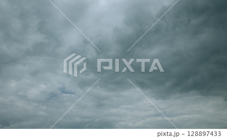 An Overcast Sky with Captivating and Dramatic Cloud Patterns That Inspire Awe and Wonder 128897433