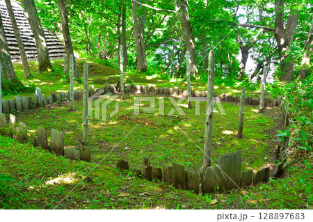 北海道　常呂遺跡　竪穴住居跡 128897683