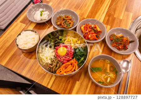 Korean traditional food. Beef Tartare Bibimbap 128897727
