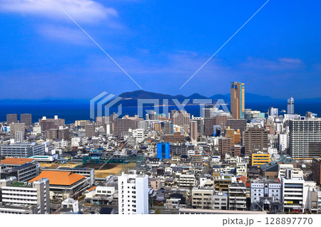 【香川県】高松市街地の風景 128897770