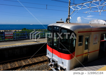 海の見える駅 128902184