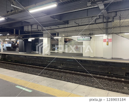 西大宮駅と南古谷駅の間にある川越線指扇駅 西大宮駅と南古谷駅の間にある川越線指扇駅 128903184