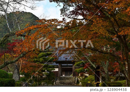 三寳寺の紅葉 128904438