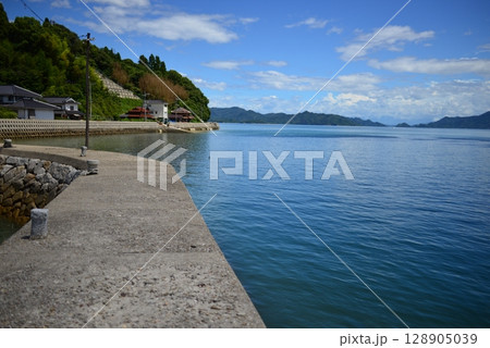 港の見える丘公園 128905039