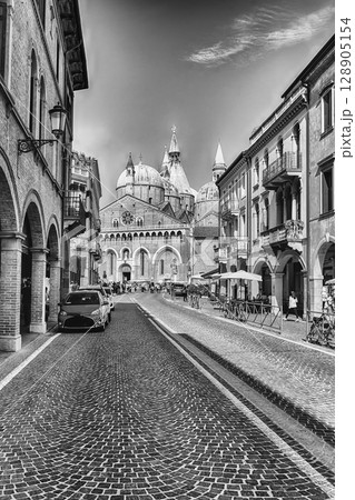 Facade of the Basilica of Saint Anthony in Padua, Italy 128905154