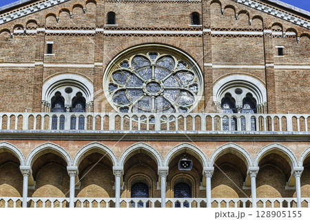 Facade of the Basilica of Saint Anthony in Padua, Italy 128905155