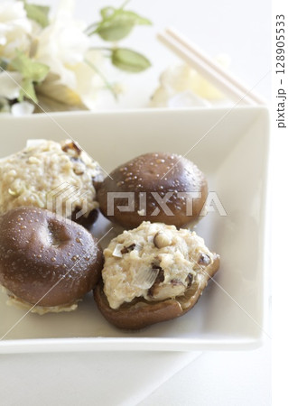 椎茸ハンバーグ 椎茸ハンバーグ 128905533