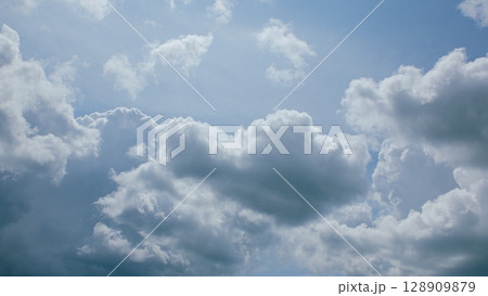 Dynamic Cloudy Sky Variations Captured Beautifully in Natural Light with Artistic Style Dynamic Cloudy Sky Variations Captured Beautifully in Natural Light with Artistic Style 128909879