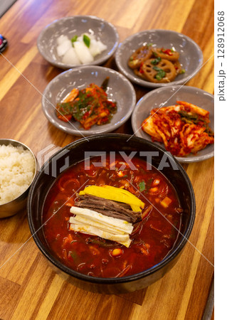Korean traditional food. yukgaejang, hot spicy meat stew 128912068