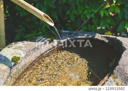 [水間寺]竹製のししおどし 128912082