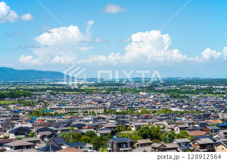 広大な住宅街《三重県 四日市市 桜台》 128912564