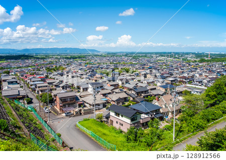 広大な住宅街《三重県 四日市市 桜台》 128912566