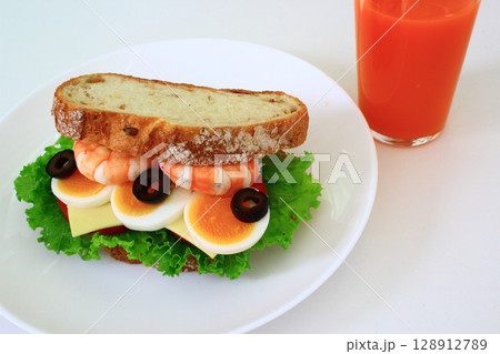 ヘルシーな朝食 128912789