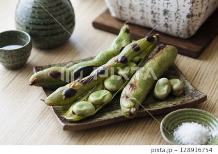 焼き空豆 128916754