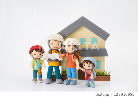 あみぐるみ人形　防災・避難訓練 128916959