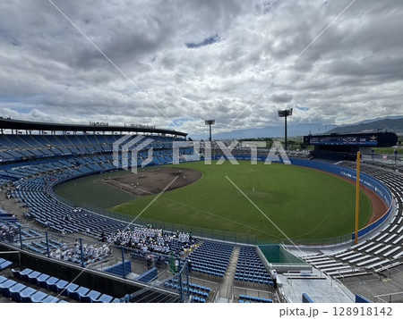 野球場 128918142
