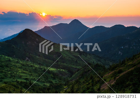 志賀草津道路・夕景 128918731
