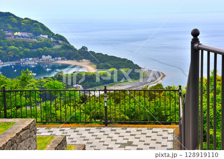 中部地方・伊豆半島・出逢い岬・整備された園内と、戸田港を一望する展望台・静岡県沼津市戸田(7) 中部地方・伊豆半島・出逢い岬・整備された園内と、戸田港を一望する展望台・静岡県沼津市戸田(7) 128919110