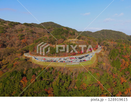 東六甲展望台 秋の日曜日 東六甲展望台 秋の日曜日 128919615