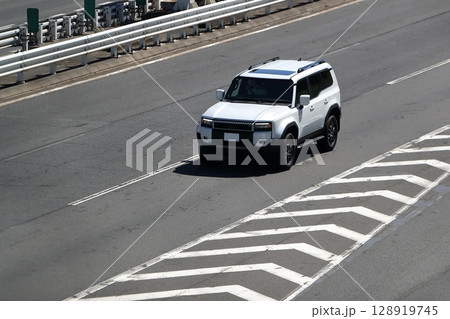 国産SUV車両 国産SUV車両 128919745