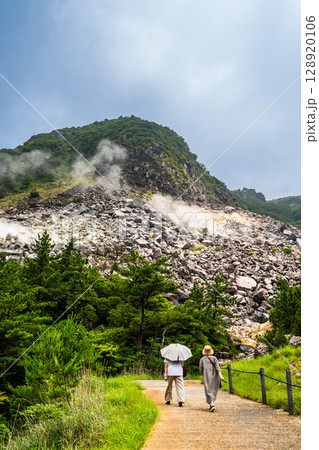 伽藍岳噴火口跡【大分県由布市】 伽藍岳噴火口跡【大分県由布市】 128920106