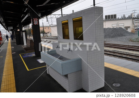 東武鉄道日光線・鬼怒川線 下今市駅 東武鉄道日光線・鬼怒川線 下今市駅 128920608