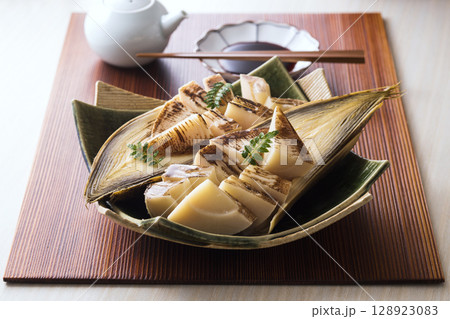 焼き筍 焼き筍 128923083
