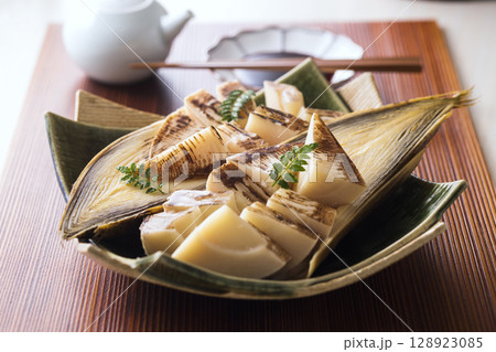 焼き筍 128923085