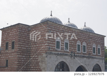 トルコ イスタンブールのイエニ･モスク 128927076