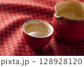 日本酒 128928120