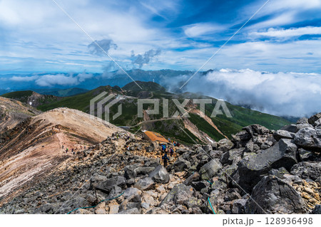 夏の乗鞍岳登山 128936498