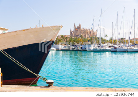 Palma de Mallorca port marina Majorca Cathedral 128936744