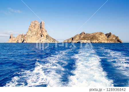 Es Vedra islet and Vedranell islands in blue 128936842