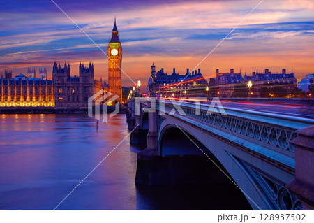 Big Ben Clock Tower London at Thames River 128937502