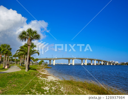 Daytona Beach Halifax river in Florida bridge Daytona Beach Halifax river in Florida bridge 128937984