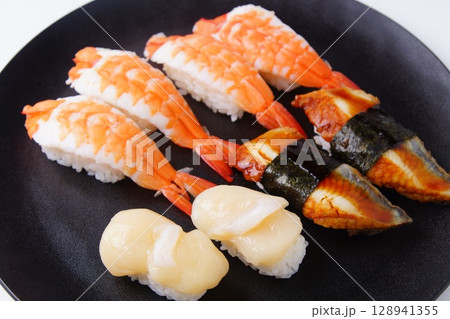 海老にぎり 鰻にぎり 貝柱にぎり 海老にぎり 鰻にぎり 貝柱にぎり 128941355