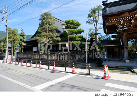 岐阜県飛騨市_本光寺1_2024年10月 岐阜県飛騨市_本光寺1_2024年10月 128944555