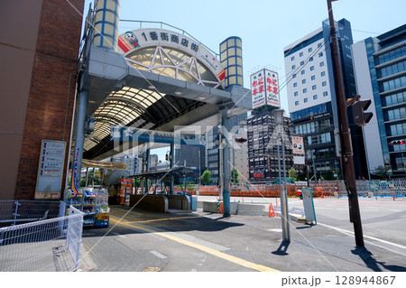 三重県四日市市_四日市一番街商店街_2024年8月 128944867