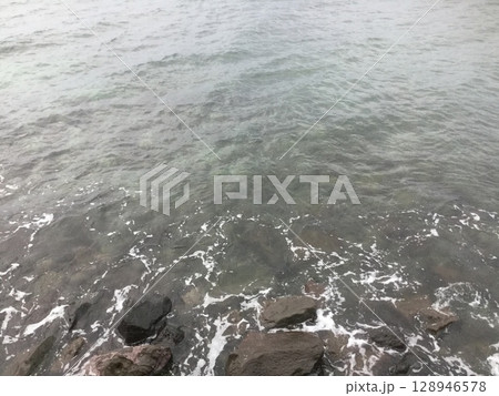 鎌倉＆江ノ島散策　2023年版 透明な海 128946578