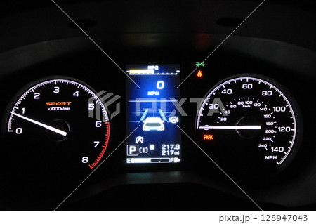 2023年 スバルフォレスター スポーツ SUV 米国仕様 車両販売素材 128947043