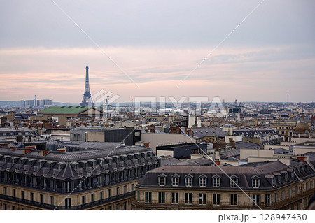 Panoramic view of Paris with Eiffel Tower Panoramic view of Paris with Eiffel Tower 128947430