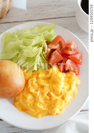 朝食 128950159