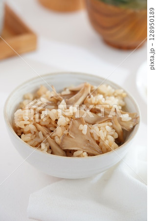 舞茸ご飯 舞茸ご飯 128950189
