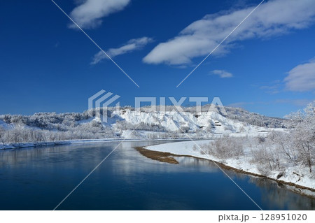 信濃川冬景色 信濃川冬景色 128951020