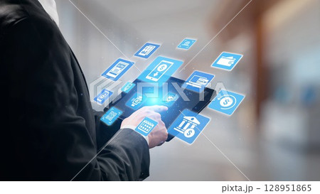 Fintech Innovation Transforming the Online Banking Experience Spire 128951865