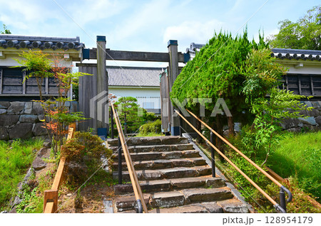 勝龍寺城跡　北側　城郭と門　長岡京市 128954179