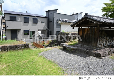 勝龍寺城跡 北門跡 桝形 長岡京市 勝龍寺城跡 北門跡 桝形 長岡京市 128954755